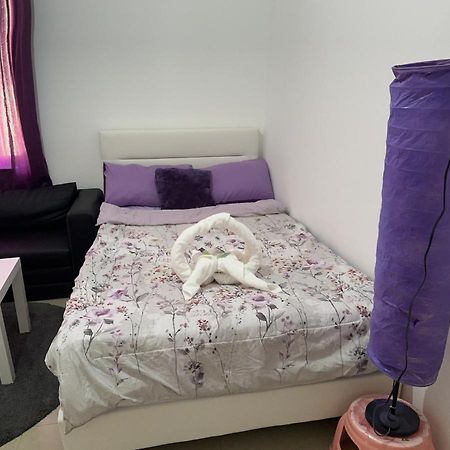 Apartmán The Purple Place Abú Dhabí Exteriér fotografie