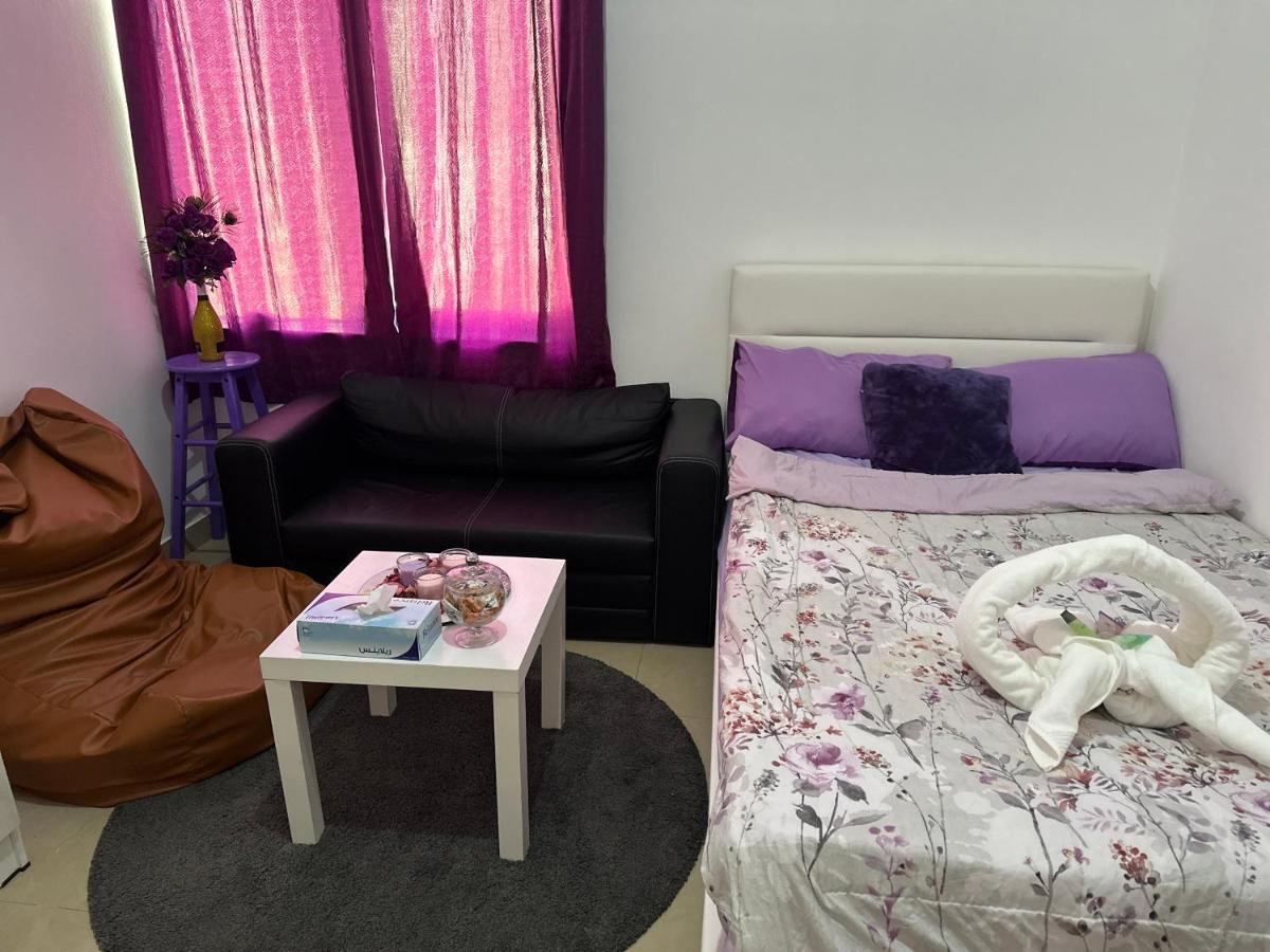Apartmán The Purple Place Abú Dhabí Exteriér fotografie