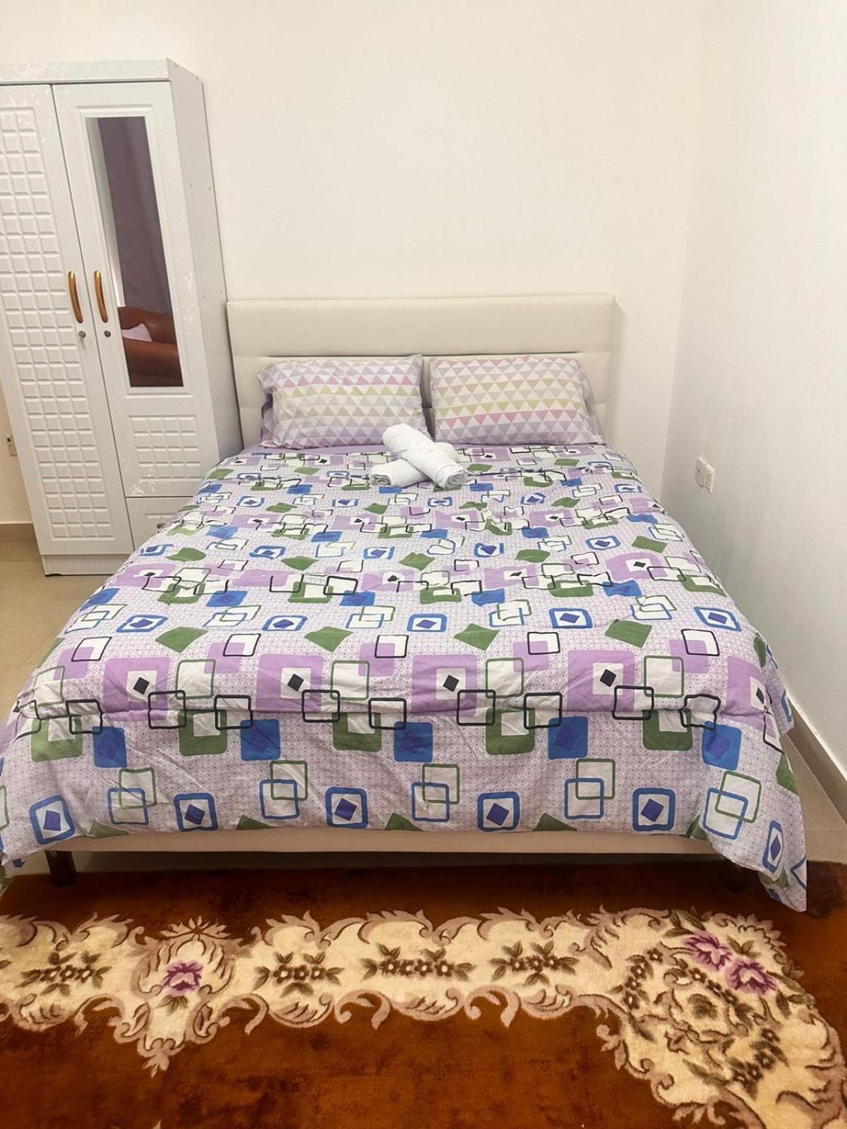 Apartmán The Purple Place Abú Dhabí Exteriér fotografie