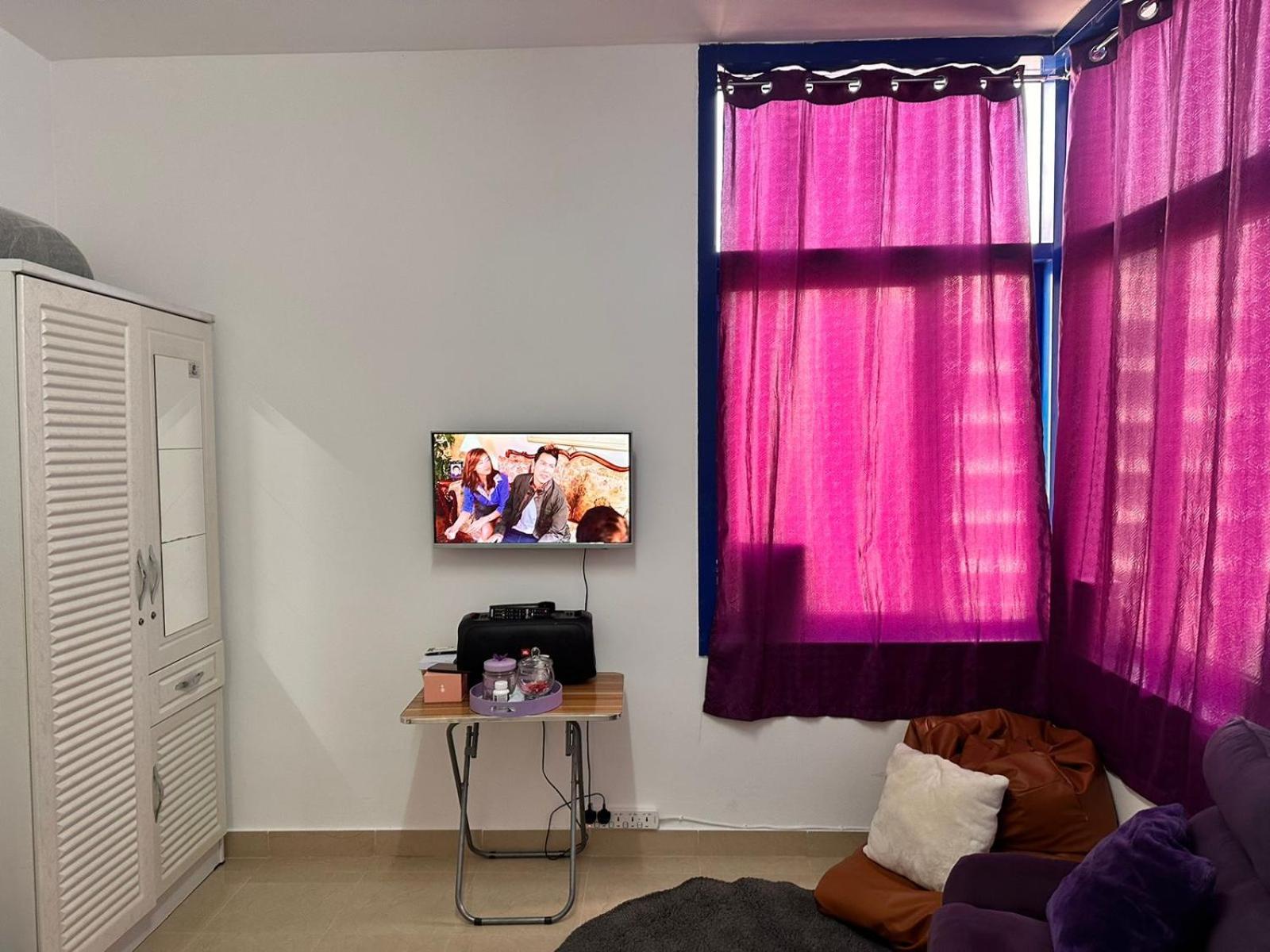 Apartmán The Purple Place Abú Dhabí Exteriér fotografie